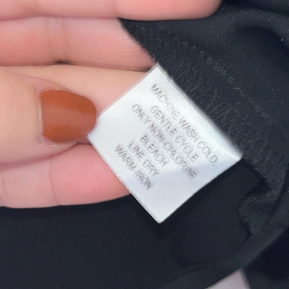 HOUSE OF HARLOW 1960 Revolve Black Satin Long Sleeve Blouse Top Size Medium - Picture 5 of 11